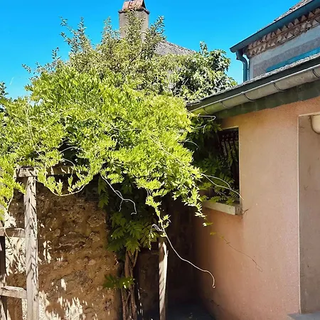 Maison Confortable A - 100 M²